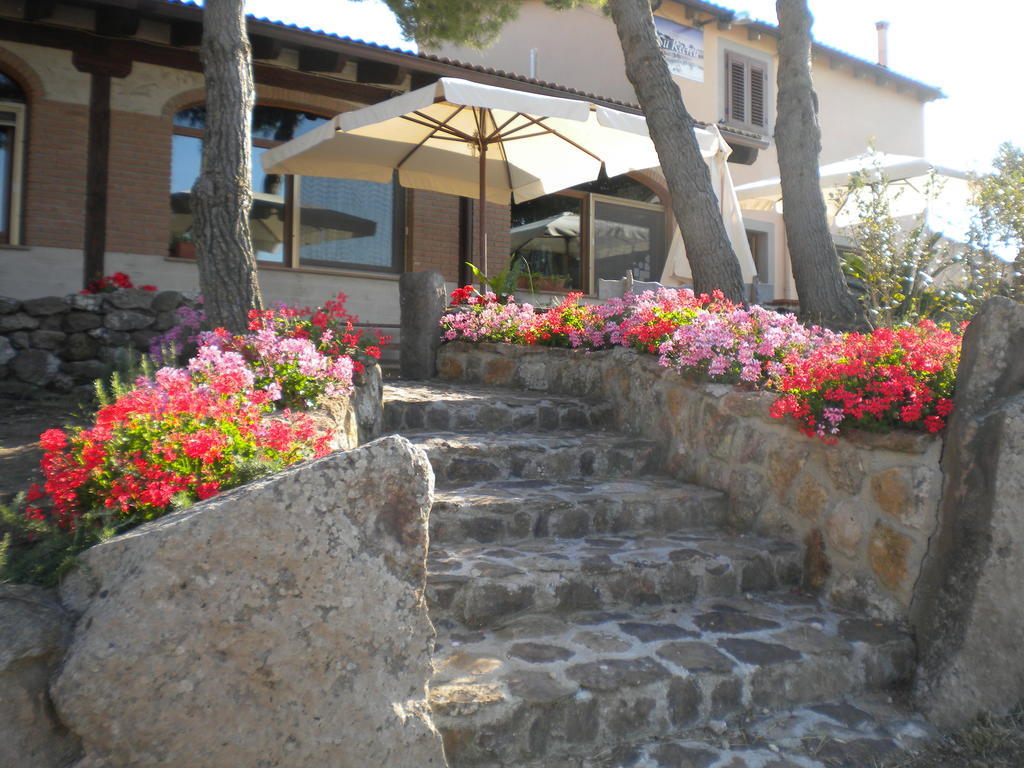 Agriturismo Su Recreu Ittiri Bagian luar foto