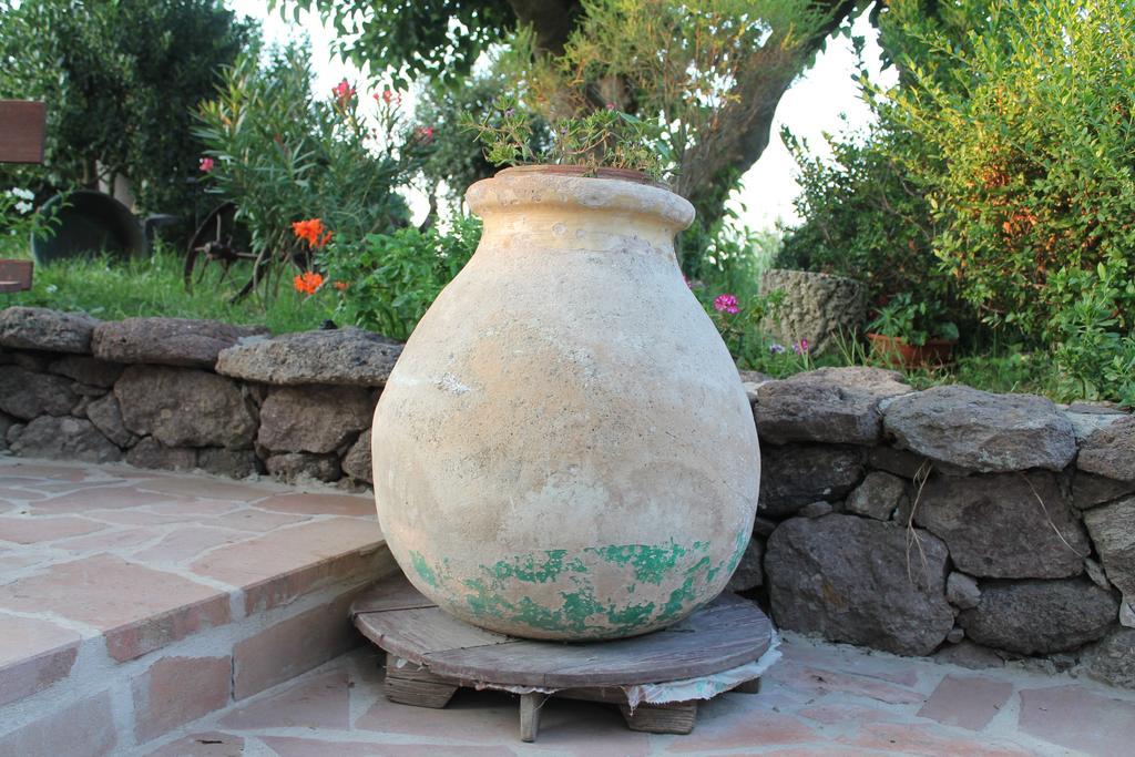 Agriturismo Su Recreu Ittiri Bagian luar foto